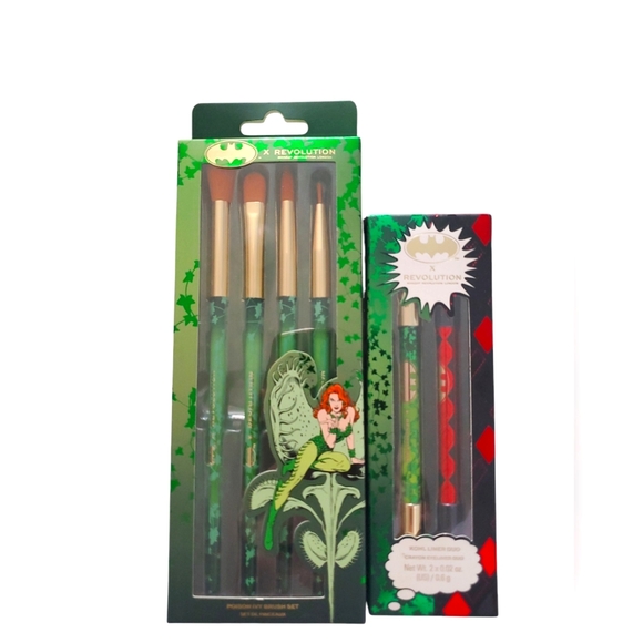 DC x Revolution Poison Ivy Brush Set & Kohl Eyeliner Duo Set - Picture 1 of 2